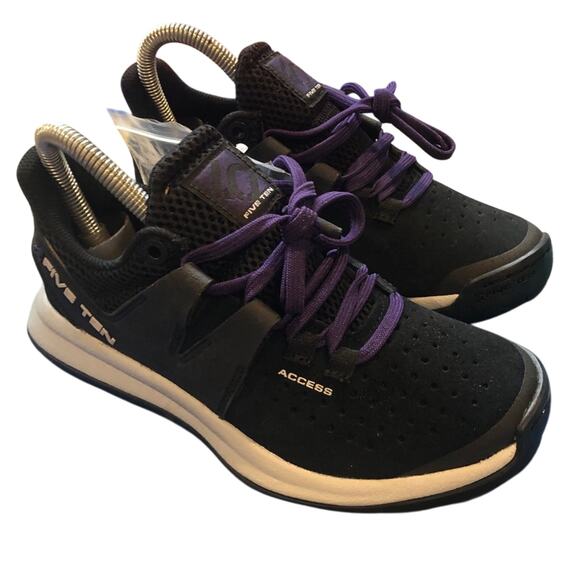 Five Ten Access Women’s Climbing Shoes size 5.5 Black Purple Athletic Suede - Picture 1 of 9